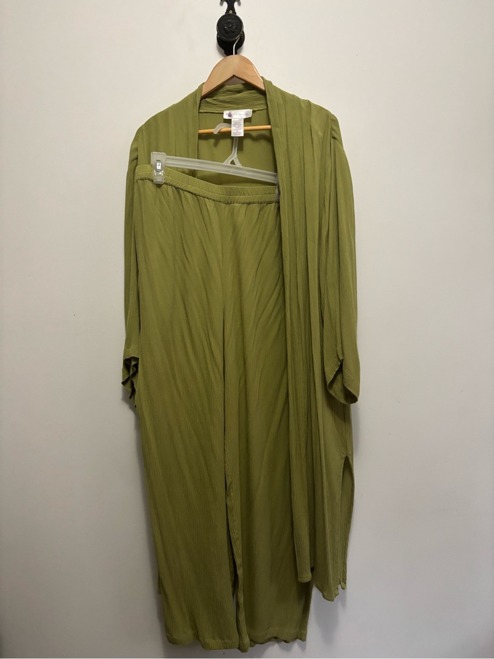 Olive Green Two-Piece Relaxed Pantsuit Set